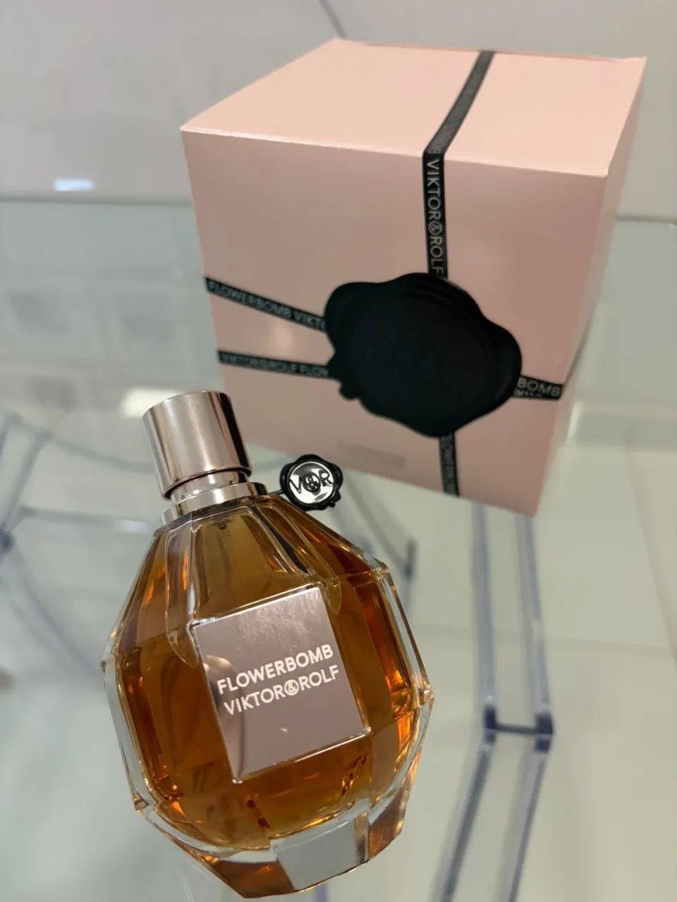 Perfume Flowerbomb Viktor & Rolf Eau de Parfum 100ml - Foto 2