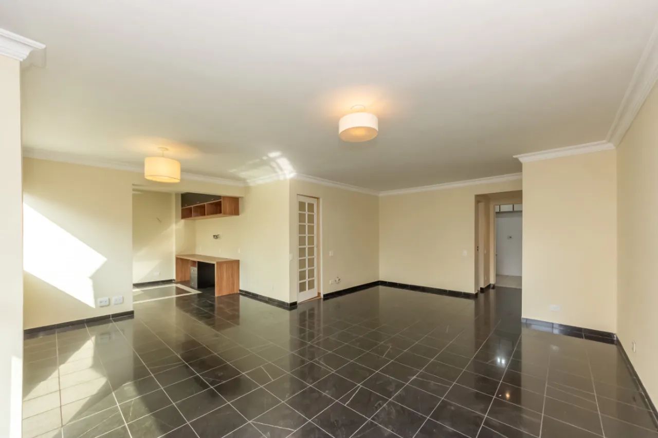 Apartamento para venda em Itaim Bibi com 2 quartos, sendo 1 suíte, 118m² - Foto 3