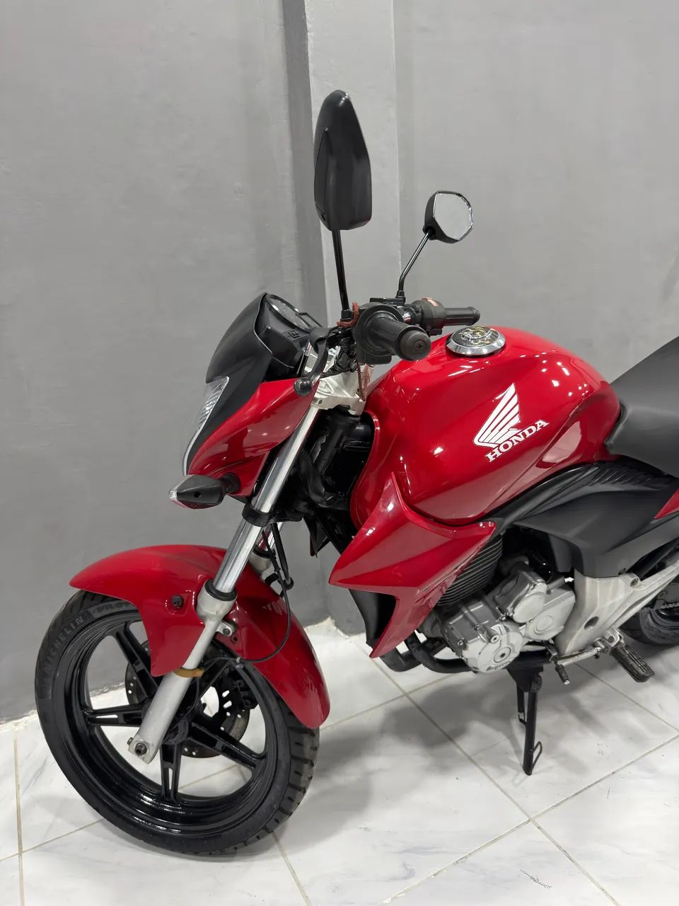CB300  - Foto 3