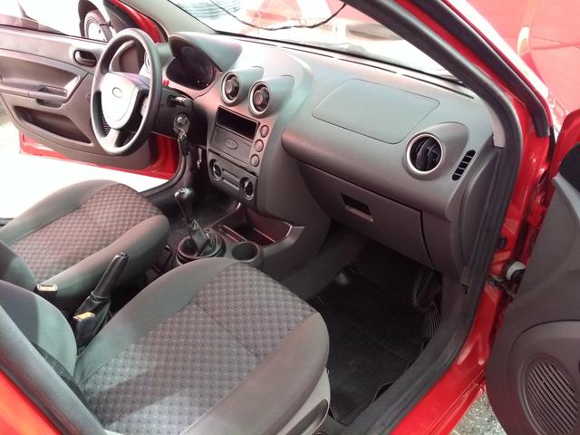 Fiesta 1.0 2005/2006 Temos Gol Uno Clio Celta Palio Ka Polo Siena Classic Prisma - Foto 19