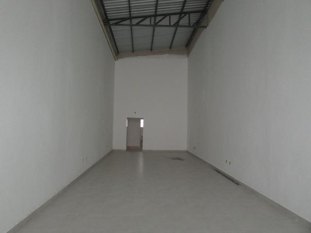 Loja Nova no Coração da Pelinca - Ao lado do Centro de Compras - Foto 4