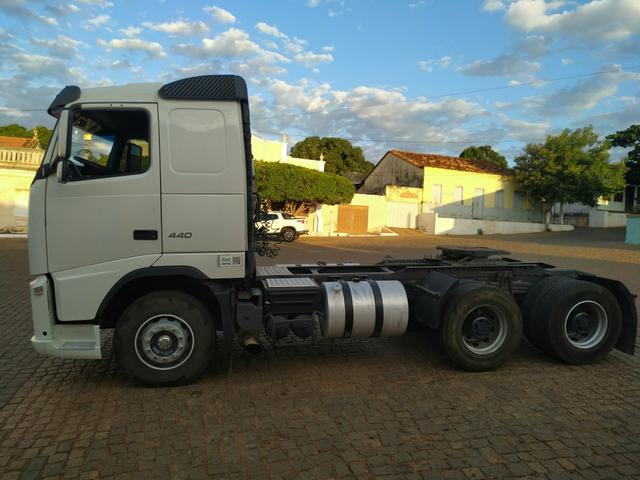 Volvo - Foto 2