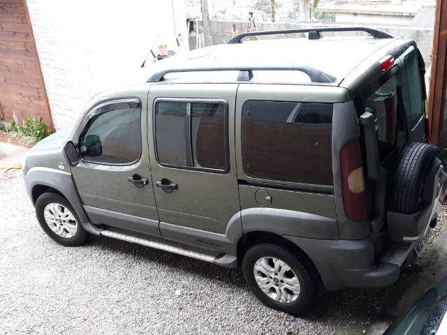 Doblo Adv 1,8 06 lugares linda aceita troca baixo valor - Foto 2