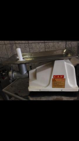 Vendo moedor de carne