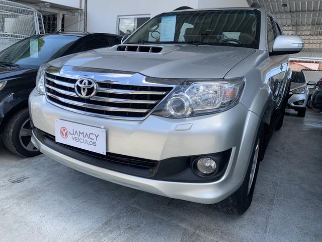 Toyota Hilux SW4 SRV