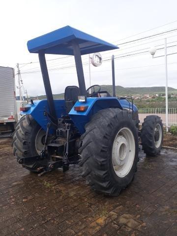 Trator tl 80 new holand 2004 azul bem revisado - Foto 3