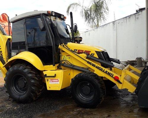 Retroescavadeira B95B New Holland - 14/14 - Foto 2
