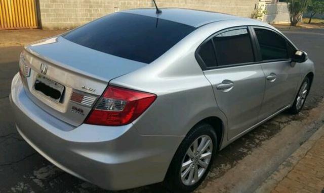 Civic - Foto 3