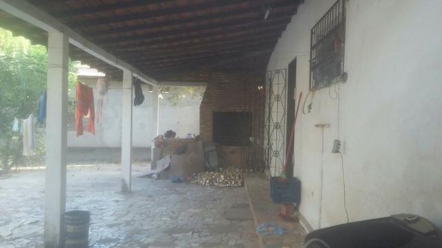 Sitio no Santa Barbara/ 1450 m² / Casa Sede/ Galpão/ próximo a Igreja/ em frente ao campo - Foto 2
