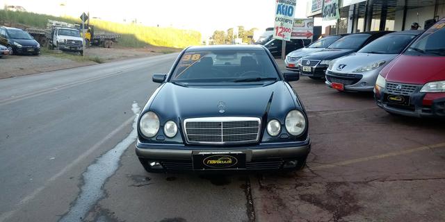 Mercedes-Benz E-320 3.2 Elegance 1998