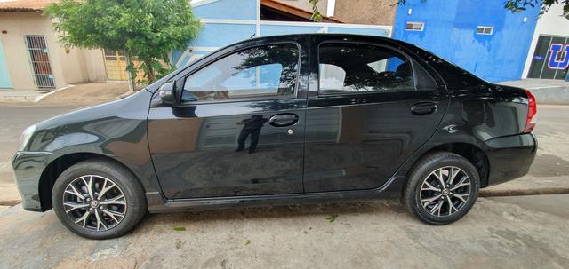 Etios 1.5 platinum automático 17/18 sedan - Foto 4