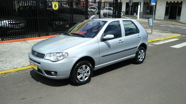 PALIO 2004/2005 1.0 MPI ELX 8V GASOLINA 4P MANUAL - Foto 2