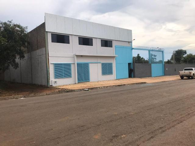 Alugo Galpão 1200 m2 - 903 sul