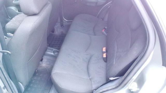 Fiat Siena El 1.0 2010 - Foto 4