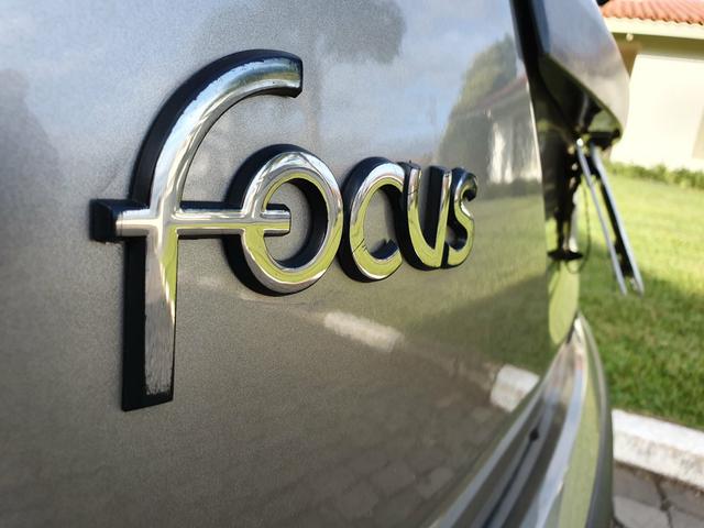 Focus gl 1.6 completo - Foto 7