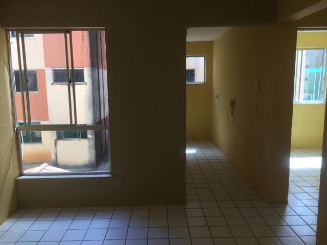 Vende-se apartamento com ótima localização chácara sol poente em Messejana - Foto 12