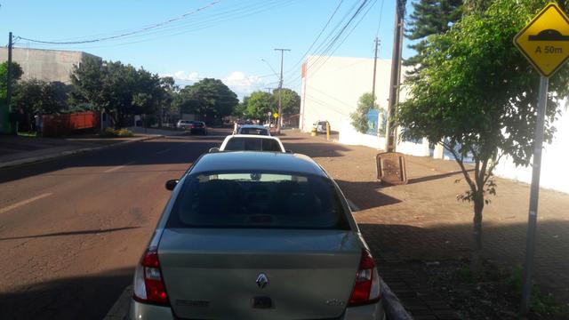 Clio sedan - Foto 5