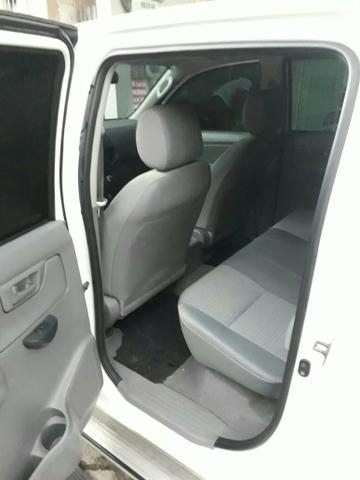Vendo Hilux 2.5 CD D4-D 4x4 Ano 2010 - Foto 9