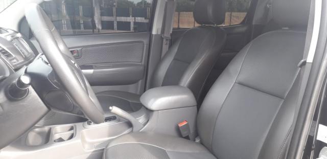 TOYOTA Hilux Caminhonete 2.7 16V 4P SR FLEX CABINE DUPLA AUTOMÁTICO - Foto 10