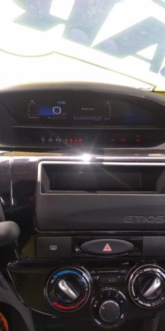 Etios Sedan Preta - Foto 2
