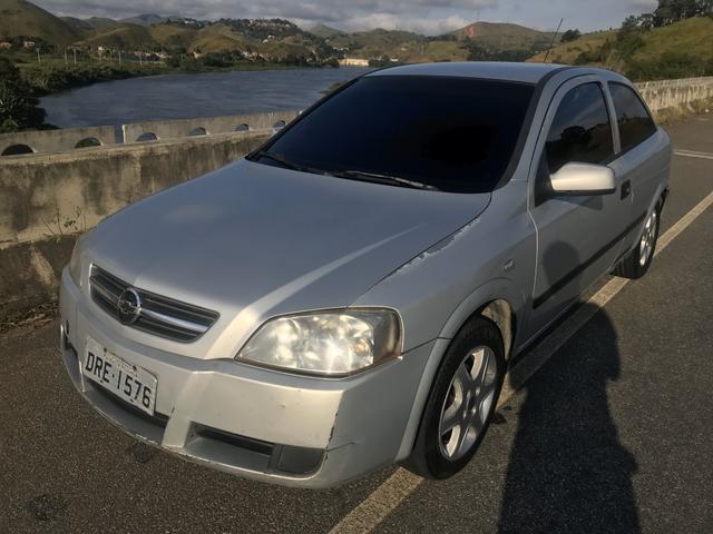 Astra 2005 completo GNV