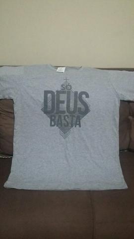 Vendo ou troco camisas Masculinas da Canção Nova !!!