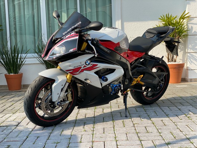 BMW S1000RR 2018 ESCAPE TITANIUN AKRAPOVIC 25K DE ACESSÓRIOS