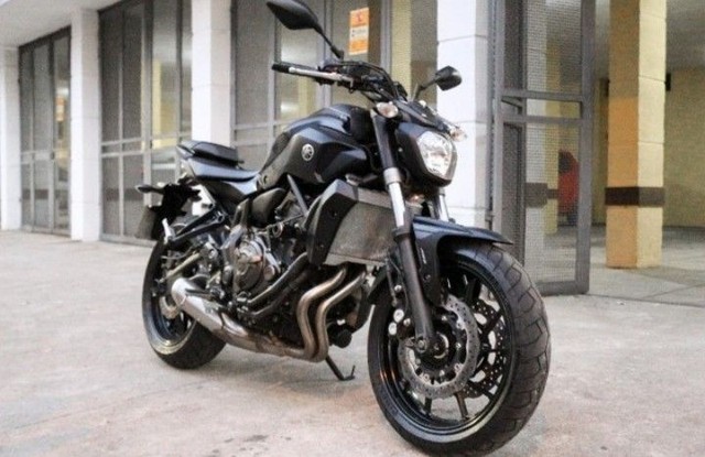 YAMAHA MT07