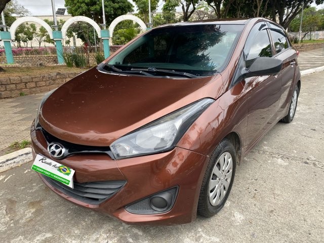 HYUNDAI HB20 2013 1.0 COMFORT PLUS 12V FLEX 4P MANUAL