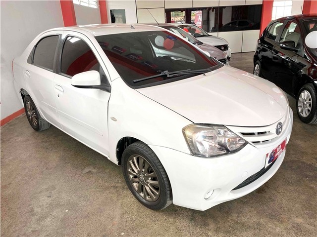 TOYOTA ETIOS 2014 1.5 XLS SEDAN 16V FLEX 4P MANUAL