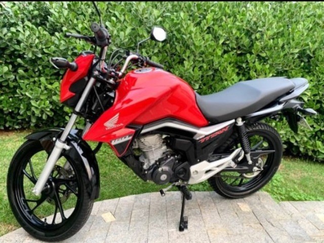 VENDO MOTO SEMI NOVA