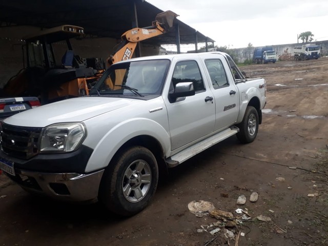 VENDO FORD RANGER 2011, INTEIRONA!