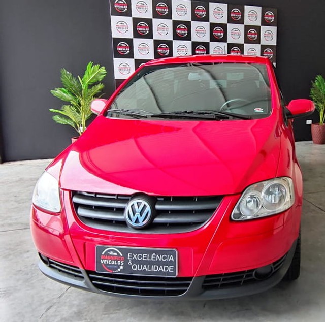 VOLKSWAGEN FOX 1.0 IMPECÁVEL COMPLETO  -AR  IPVA PAGO ACEITA TROCA