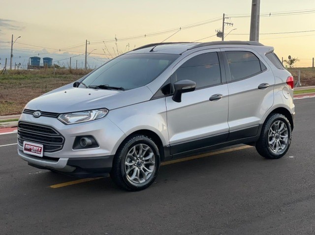 FORD ECOSPORT FREESTYLE 1.6  FLEX  ANO 2014