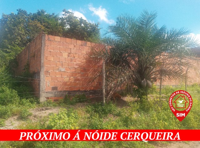 Vendo Terreno murado medindo 350m² Próximo á Avenida Nóide Cerqueira