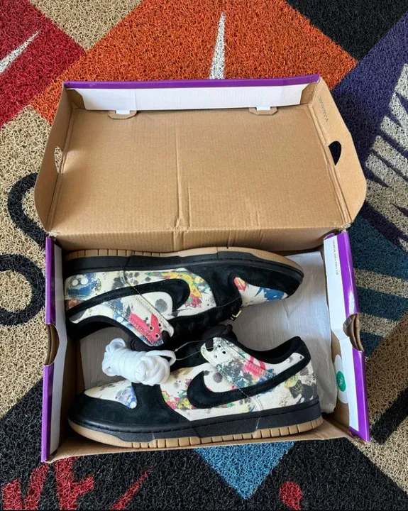 Supreme x Nike SB Dunk Low Rammellzee - 40BR