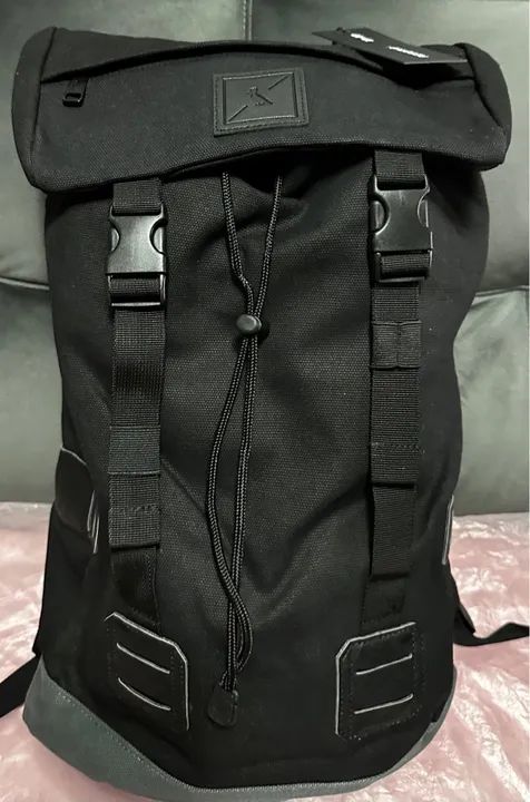 Torra fim de ano - Mochilas Reserva estilosas Novas originais