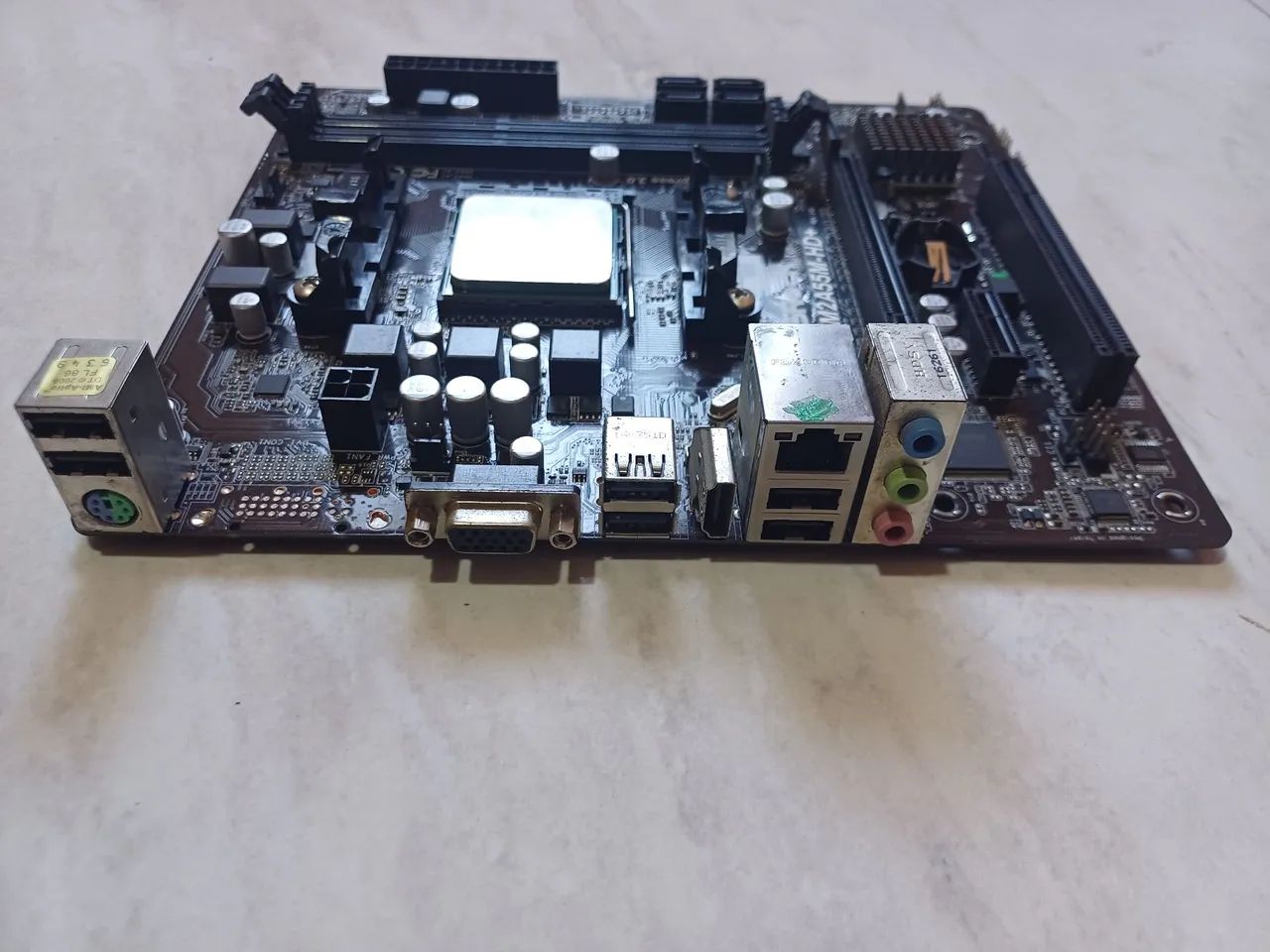 Placa Mãe AsRock FM2A55M-HD+ R2.0,ddr3