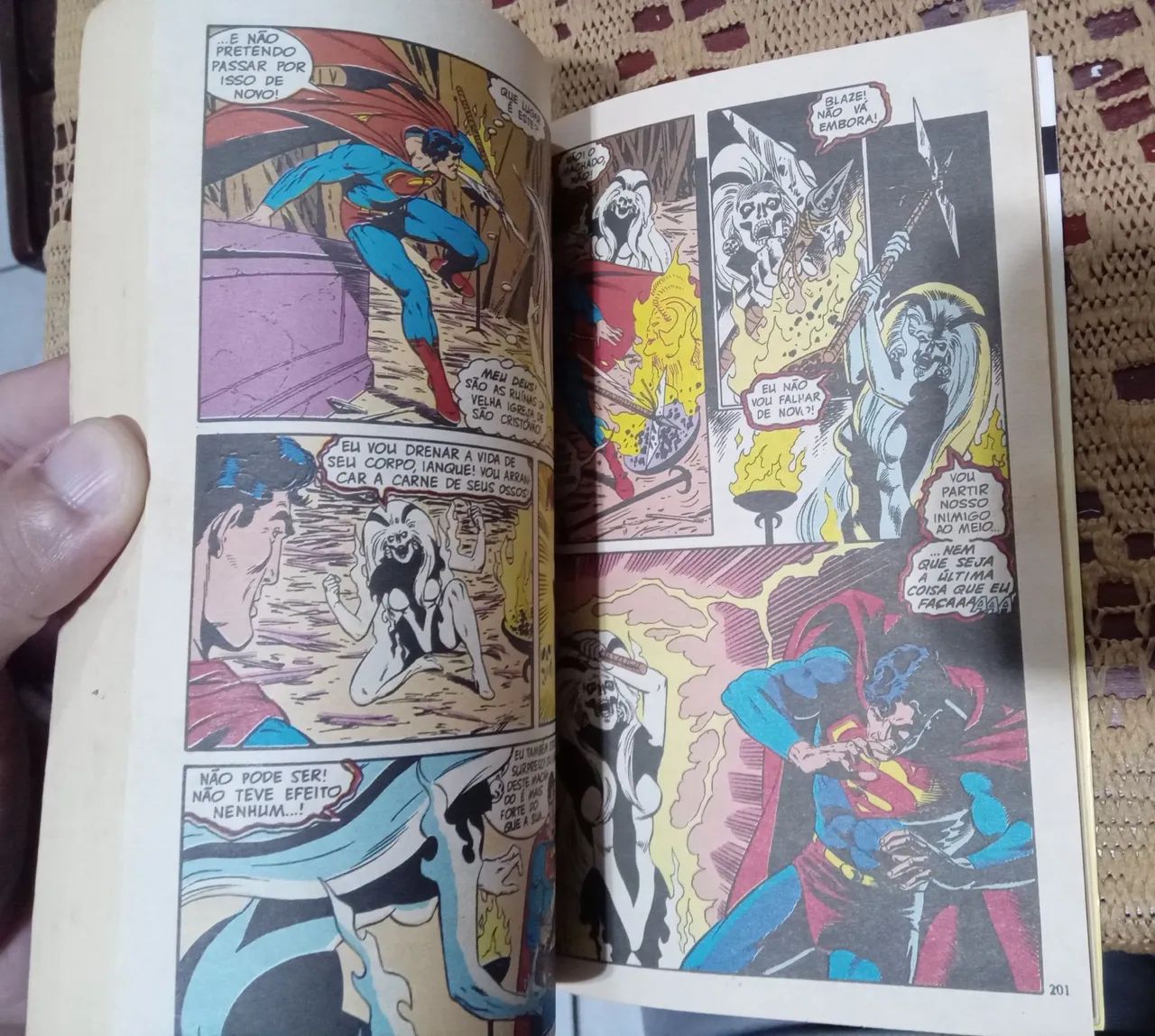 HQ formatinho Abril lois e Clark: as aventuras do superman - Foto 4