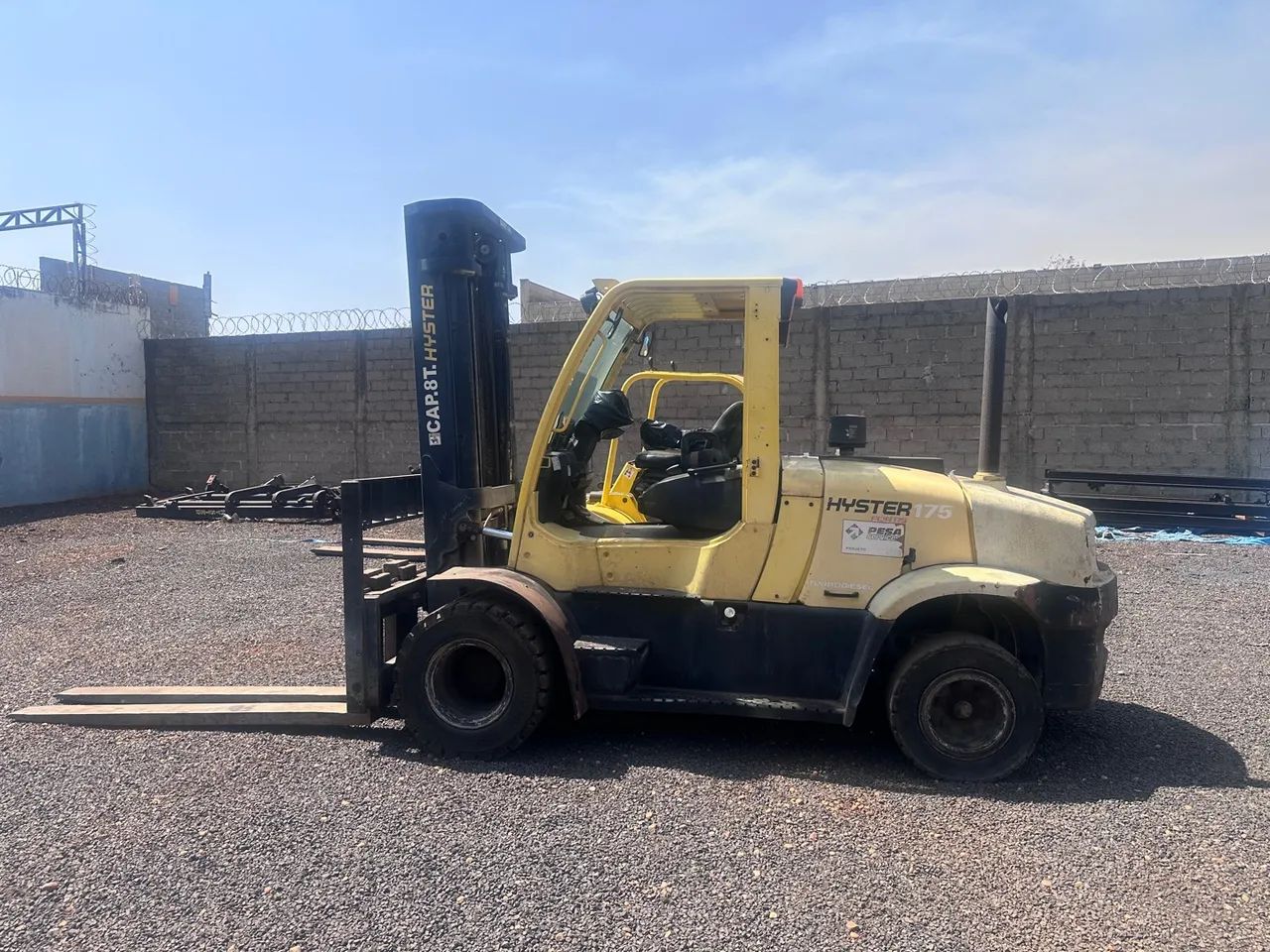 empilhadeira HYSTER h175ft ano 2014 diesel 8,5 ton !! Muito nova 