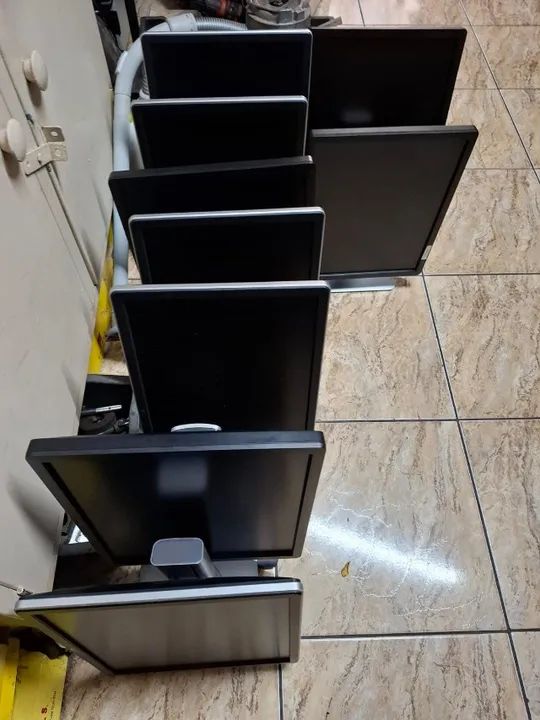 Monitor Dell Diversos Tamanhos - Foto 3