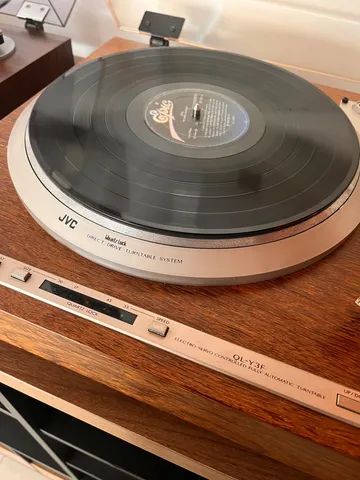 Toca disco vitrola JVC QL-Y3F Vintage 