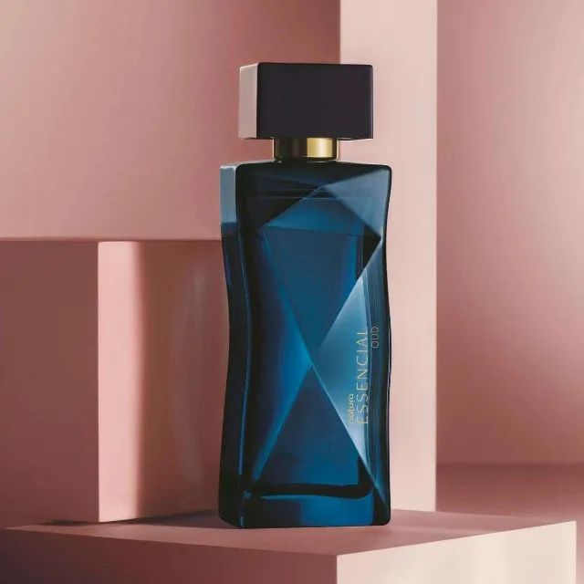 Perfume Essencial Oud Feminino