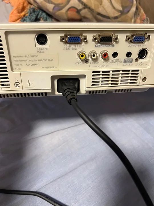 Projetor sanyo Pro Xtrax Multiverse PLC-XU101 - Foto 4