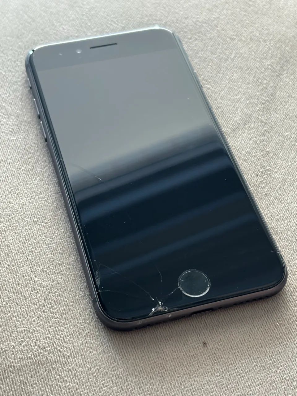 iPhone 8 64GB PRETO 64GB- Frete Grátis - Celulares e Smartphones