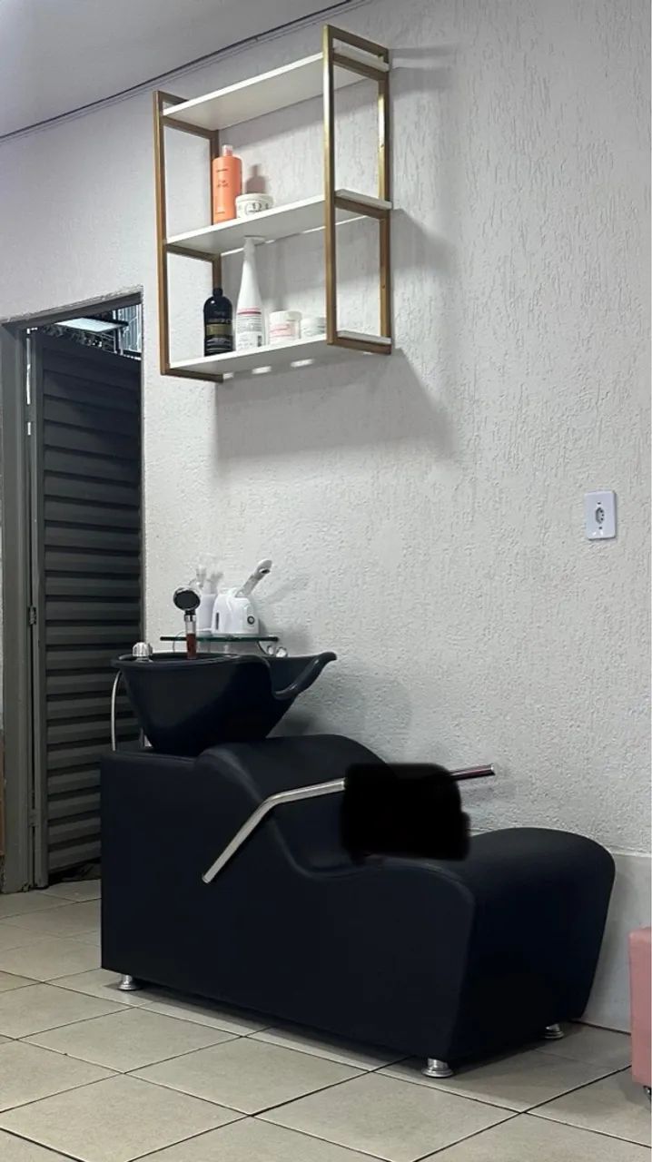 Cadeiras de salão de beleza, lavatório e espelhos - Foto 2