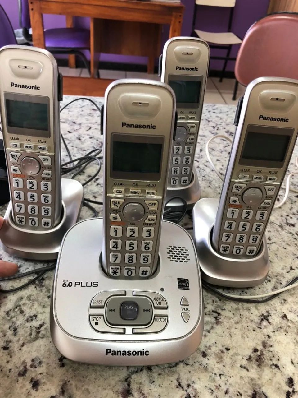 Telefone sem fio Panasonic com 3 ramais