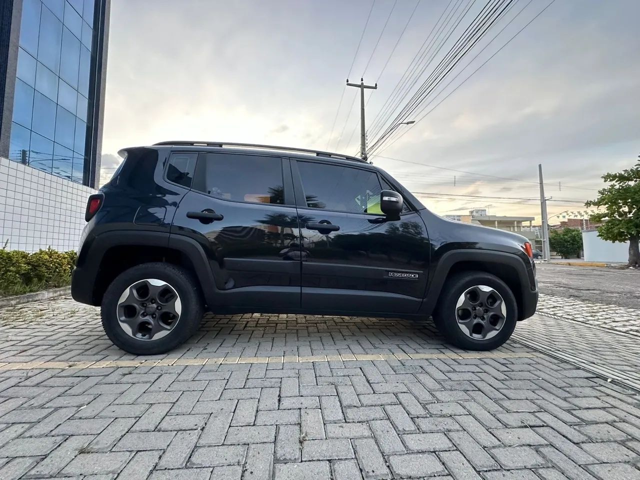 Renegade diesel 4x4 - Foto 2