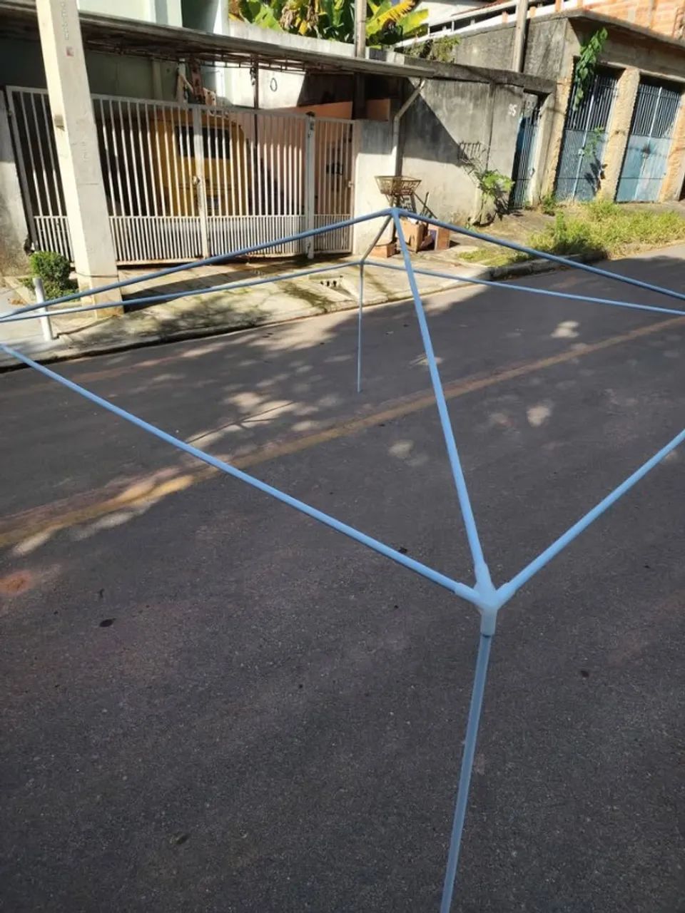 Tenda Gazebo Praia Camping Jardim 3x3m (Montada) - Foto 6