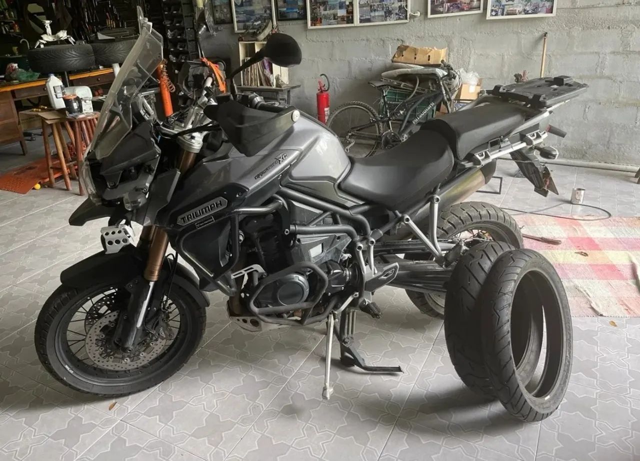 Triumph Tiger 1200XC Explorer - Foto 2